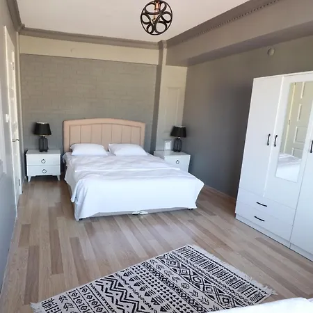 Apartament Aras *